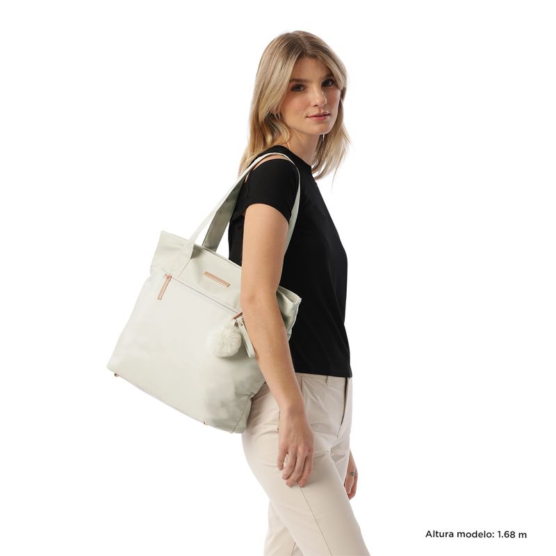 MA02ADE002-24200-G1M-ECOMMERCE_2.jpg